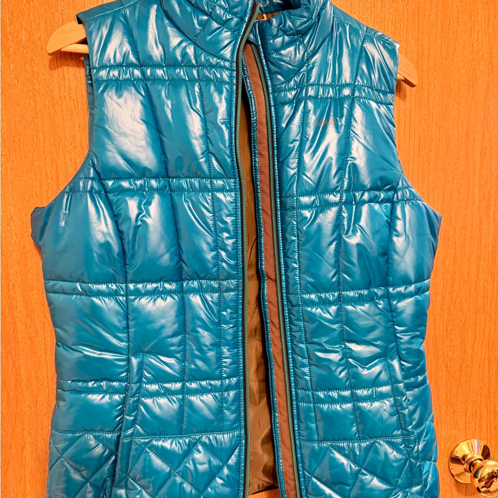 Lole Shiny Teal Quilted Vest